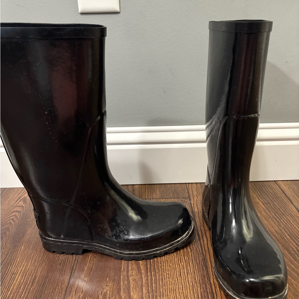 Rain boots